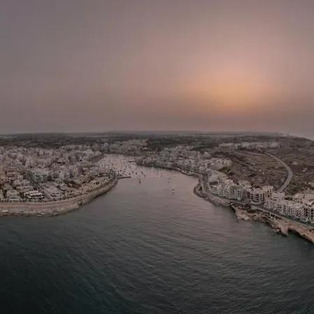 Lägenhet Sunshine Penthouse 2br Heaven With Ac, Terrace & Wifi By 360 Estates *