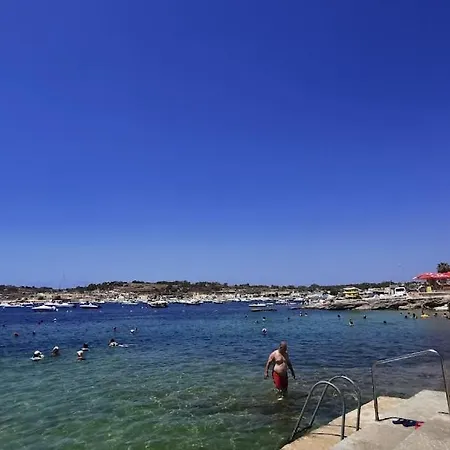 Lägenhet Sunshine Penthouse 2br Heaven With Ac, Terrace & Wifi By 360 Estates Kappara