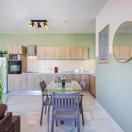 Sunshine Penthouse 2br Heaven With Ac, Terrace & Wifi By 360 Estates Lägenhet Kappara