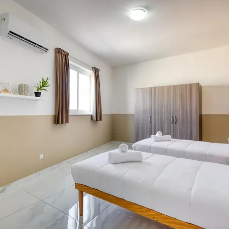 Apartamento Sunshine Penthouse 2br Heaven With Ac, Terrace & Wifi By 360 Estates Kappara