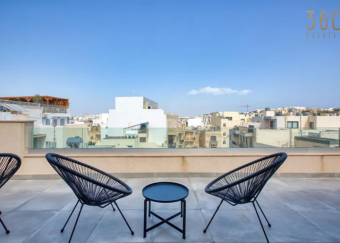 Sunshine Penthouse 2br Heaven With Ac, Terrace & Wifi By 360 Estates *