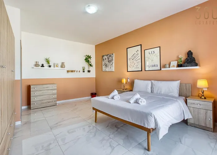 Appartement Sunshine Penthouse 2br Heaven With Ac, Terrace & Wifi By 360 Estates